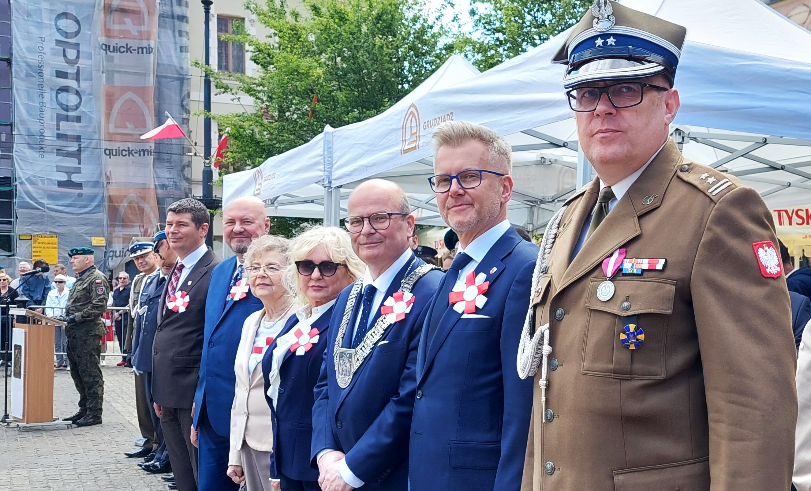 Świętujemy 234. rocznicę uchwalenia w Polsce Konstytucji 3 Maja, wielkiego wydarzenia w skali światowej! Główna uroczystość na Rynku z ceremoniałem wojskowym (Zdjęcia)