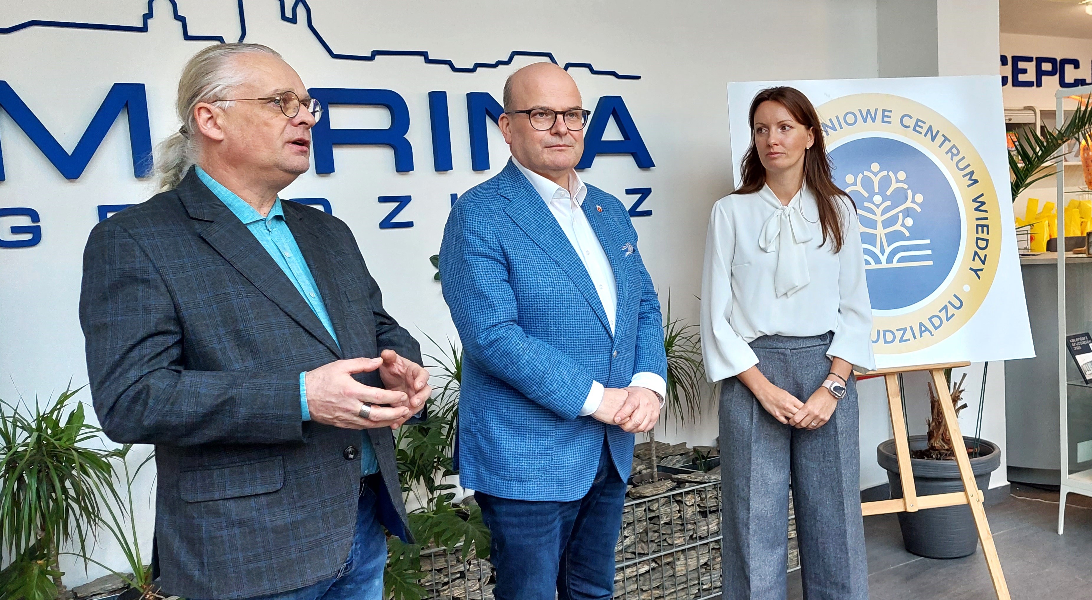 Międzypokoleniowe Centrum Wiedzy w Grudziądzu ma coraz więcej słuchaczy. Jeszcze ich przybędzie. Rekrutacja od 29 stycznia do 4 lutego w marinie. Potrzebni są też młodzi adepci aktorstwa!