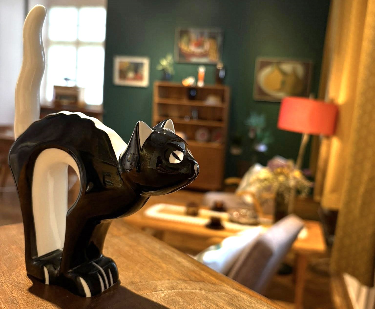 Otwarcie wystawy „ĆMIElove. Ceramiczna rzeźba kameralna” już 13 lutego godz. 18 w Muzeum. Obejrzymy 62 figurki-bibeloty, które starsi ludzie pamiętają a niektórzy mają takie w domach