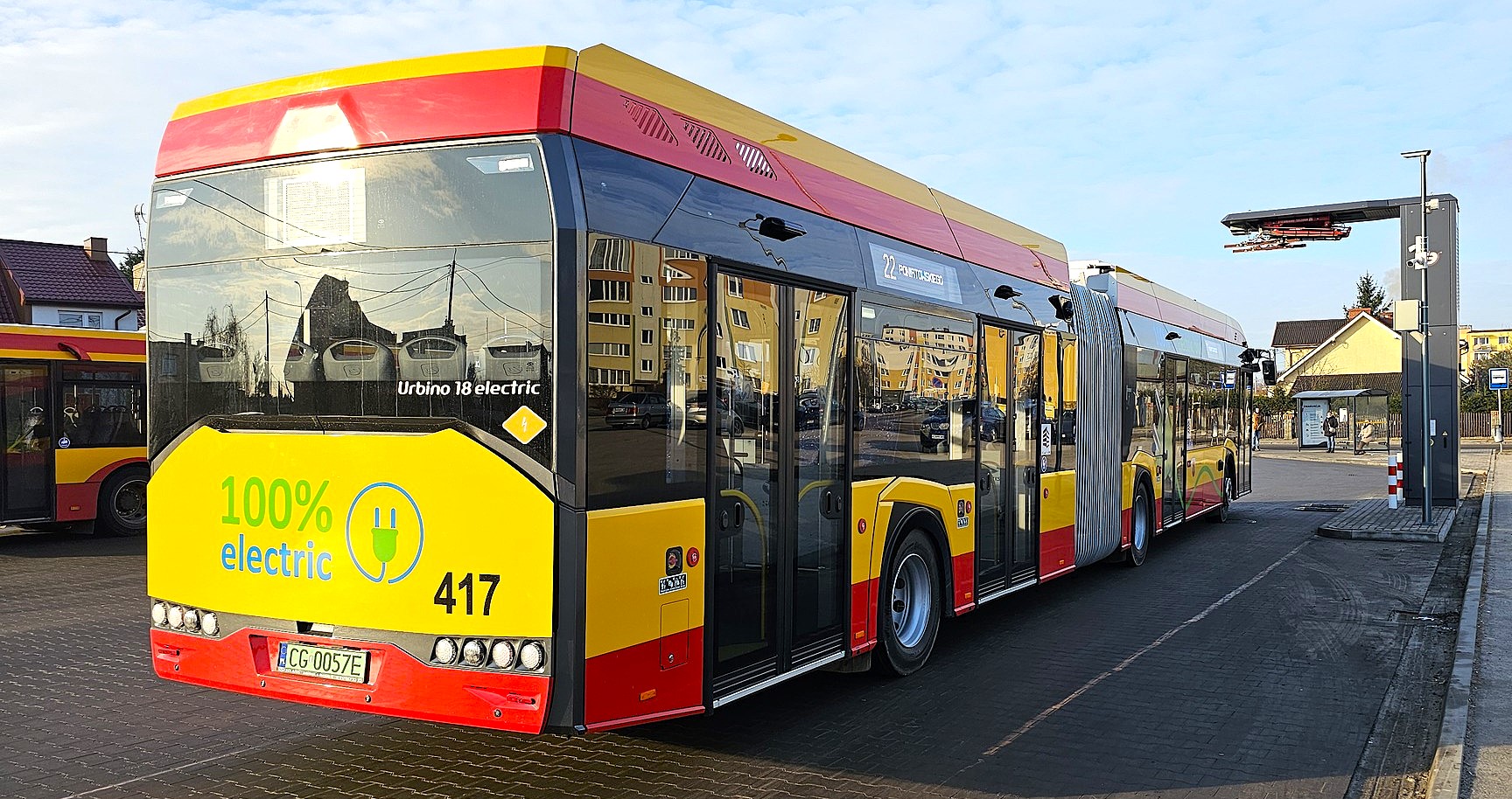 Nowoczesne, przegubowe autobusy elektryczne już kursują na trasach w Grudziądzu. Są to pierwsze w historii miasta własne, elektryczne „przegubowce”. Podobają się pasażerom