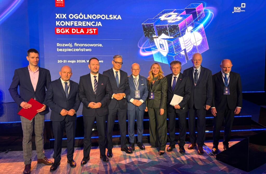 W XIX Konferencji BGK dla JST w Warszawie uczestniczy delegacja Grudziądza z prezydentem Maciejem Glamowskim, wiceprzewodniczącym Rady Miejskiej Pawłem Napolskim i Tomaszem Szymańskim, wiceministrem