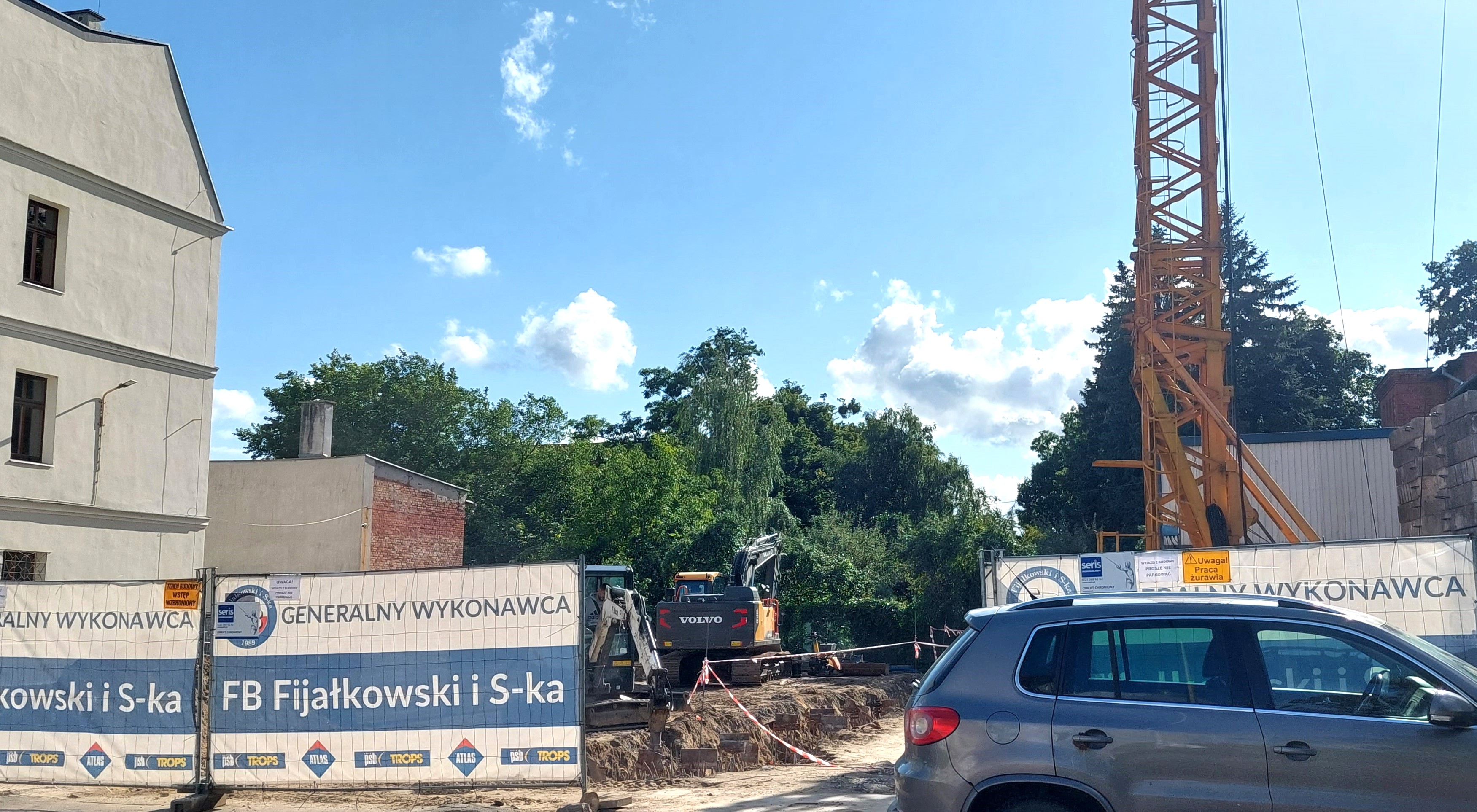 Trwa budowa sali koncertowej przy Państwowej Szkole Muzycznej I i II stopnia im. Moniuszki w Grudziądzu. Ministerstwo przeznacza na tę inwestycję 20 mln zł. (zdjęcia)