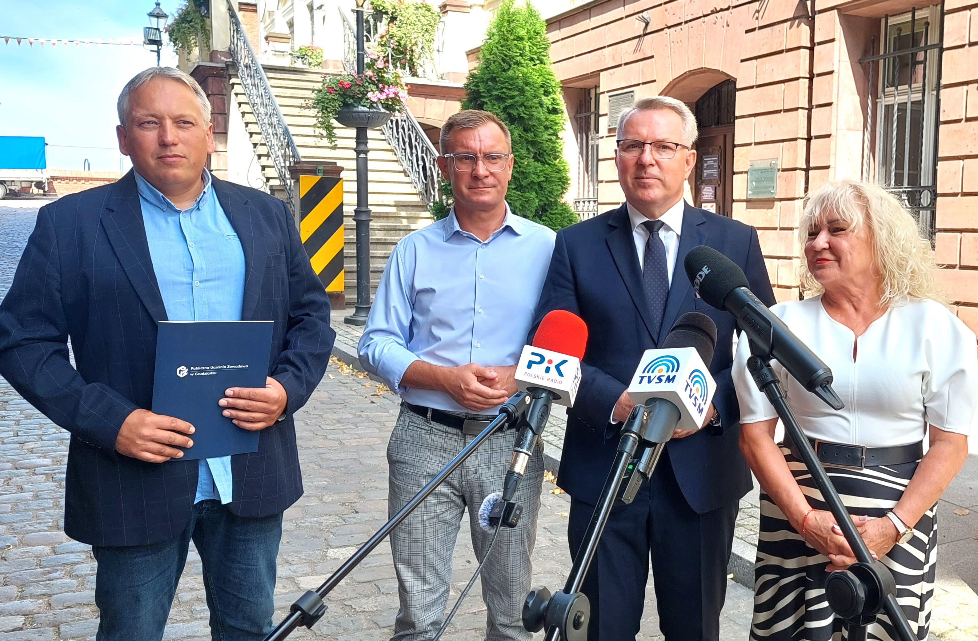 Drugi kierunek: zarządzanie otwiera Publiczna Uczelnia Zawodowa w Grudziądzu. Tę wspaniałą informację przekazano dziś na briefingu z udziałem Piotra Hemmerlinga, I wicewojewody kujawsko-pomorskiego (zdjęcia)