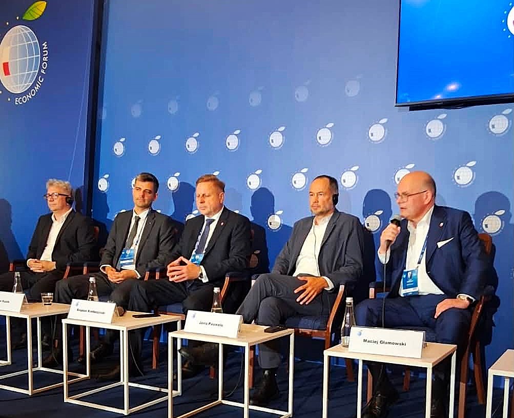XXXV Forum Ekonomiczne trwa w Karpaczu. Wśród prelegentów jest Maciej Glamowski, prezydent Grudziądza. Uczestniczy w panelu „Rewitalizacja jako sposób poprawy warunków życia mieszkańców”